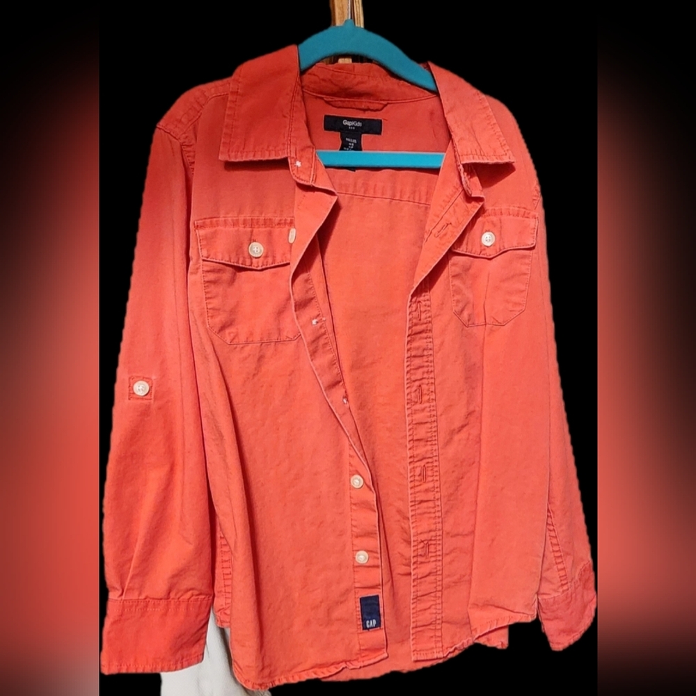 Gap Button Up Shirt